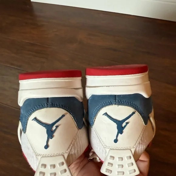 Jordan Air 4 Retro Little Kid “Messy Room” Blue, White and Red Size 4 - Picture 11 of 14